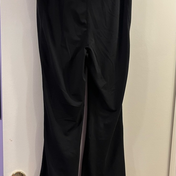 Gaiam yoga pants. EUC Size XL - Picture 3 of 5